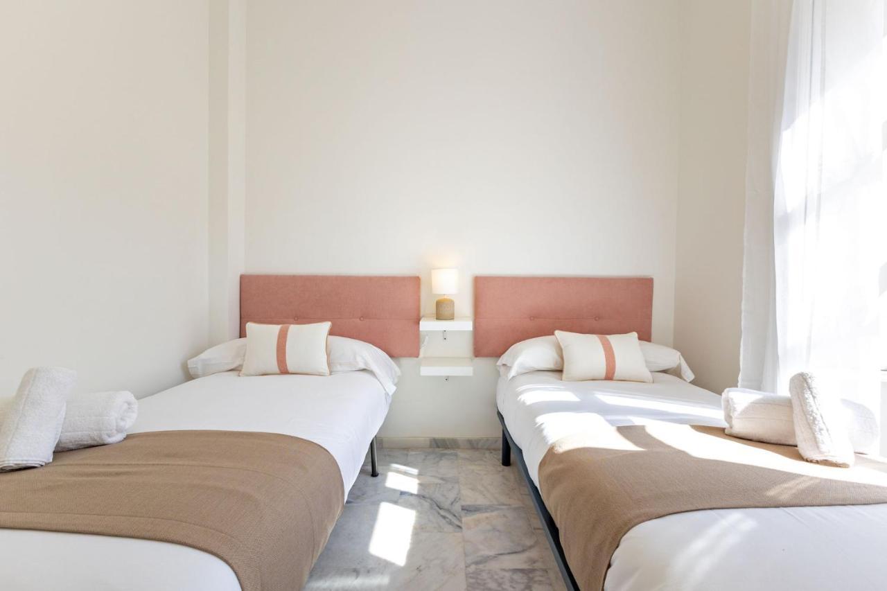 Muro City Center Suite By Valcambre Seville Exterior photo