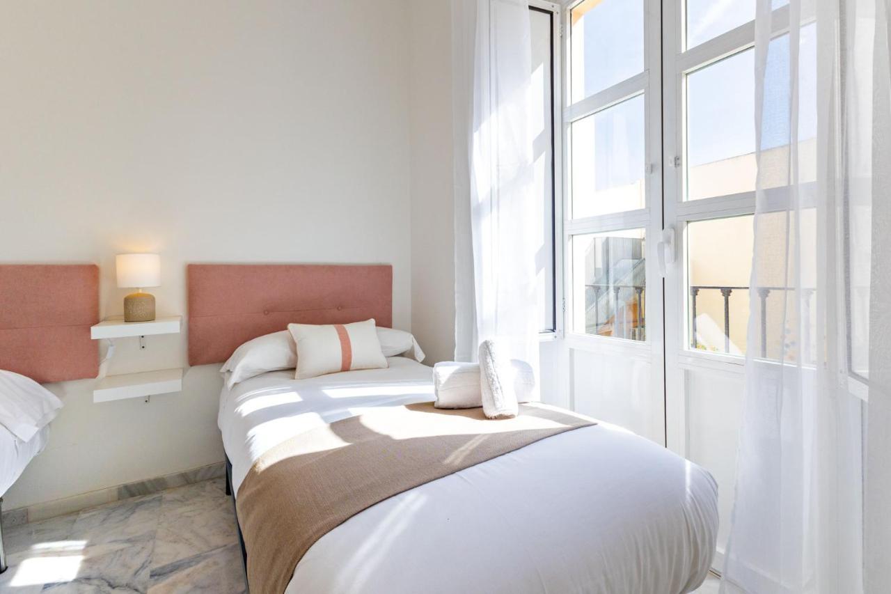 Muro City Center Suite By Valcambre Seville Exterior photo
